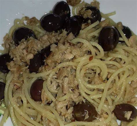 Spaghetti del frate cremosi con tonno