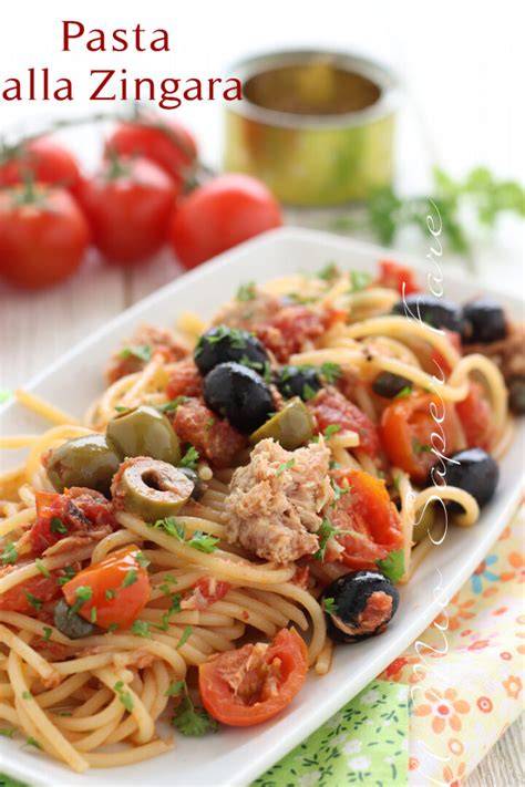 Pasta alla zingara con tonno olive capperi
