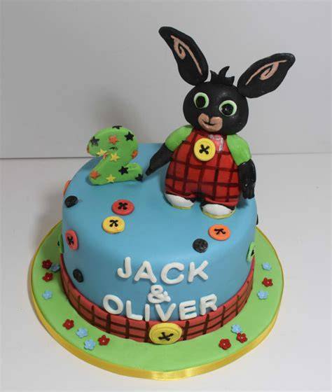 torta Bing sagomata coniglietto nero
