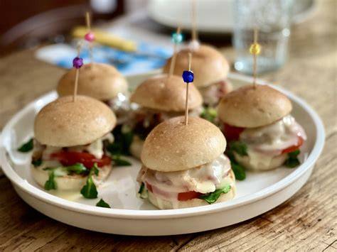 Mini hamburger fatti in casa per bambini