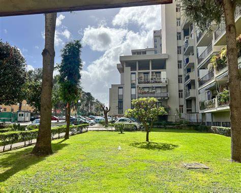 Parco Fiorito Scampia esterni