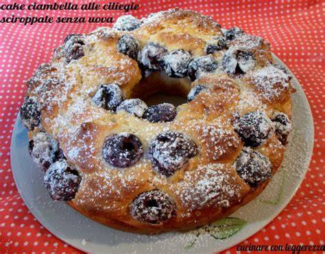 ciambella con ciliegie sciroppate