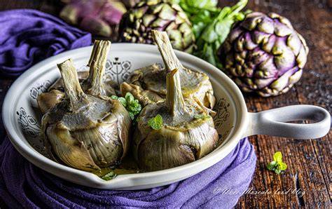 Carciofi alla romana in casseruola