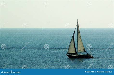 Nave Spelljammer sul mare astrale