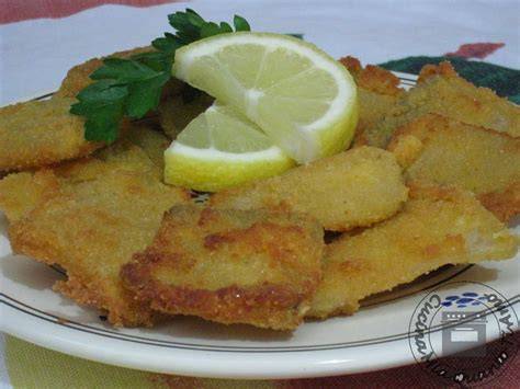 Frittura delle coste impanate in padella