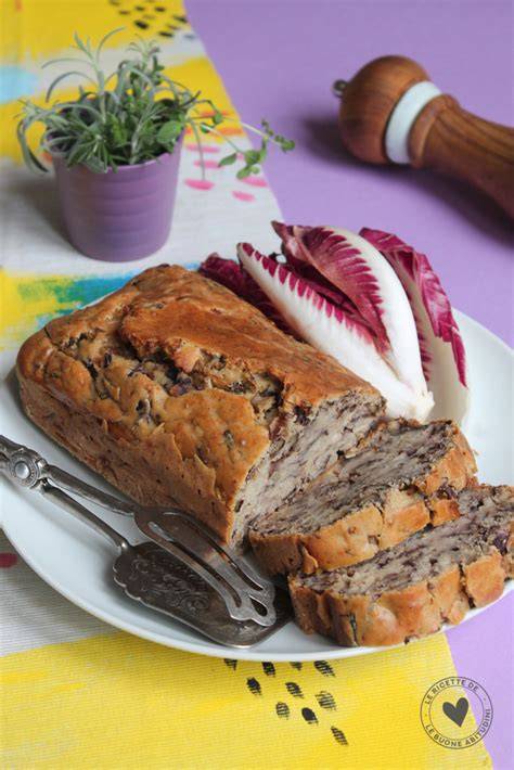 Plumcake salato radicchio e noci affettato