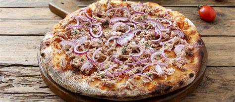 Ingredienti pizza tonno cipolla in teglia