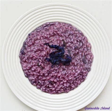 Impiattamento risotto cavolo viola gamberi
