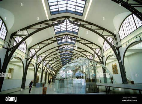 Hamburger Bahnhof Historic Hall Berlino