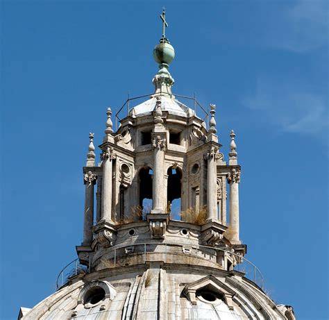 Dettaglio della cupola e lanterna in vetro