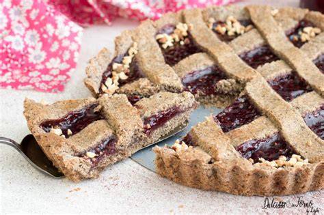 Crostata al grano saraceno con marmellata