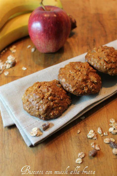 Ingredienti per biscotti morbidi alla frutta