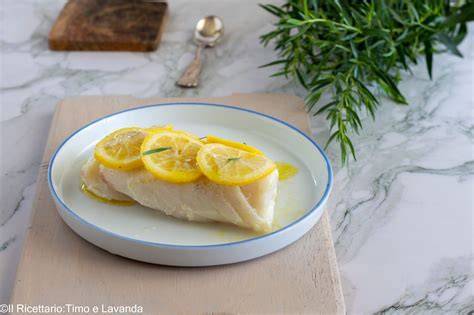 Merluzzo lesso con limone e prezzemolo