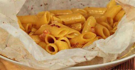 Penne allo zafferano al cartoccio