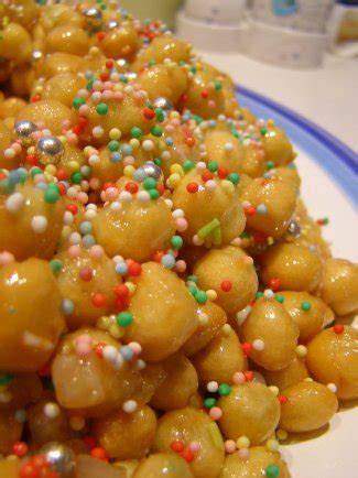 Struffoli napoletani natalizi glassati
