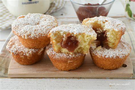 Muffin alla marmellata dal cuore morbido