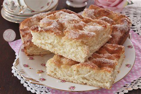 Focaccia dolce genovese con zucchero