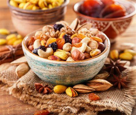 Frutta secca oleosa e frutta disidratata