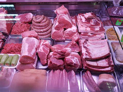 Banco macelleria con carni selezionate