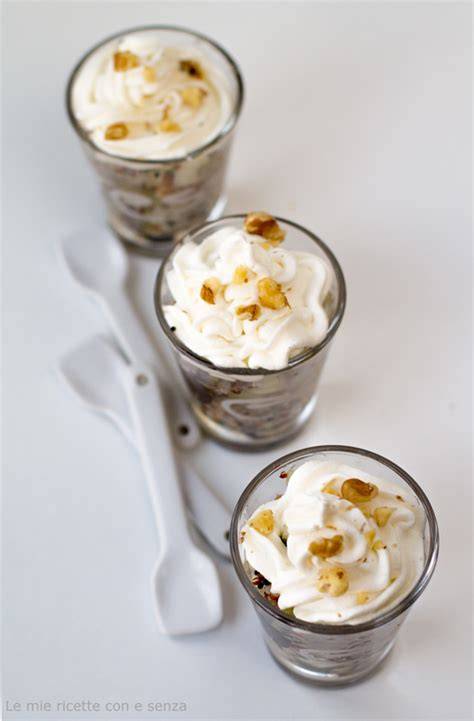 bicchierini di stracciatella con miele