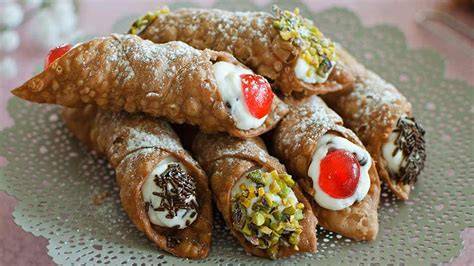 cannoli siciliani e vino dolce