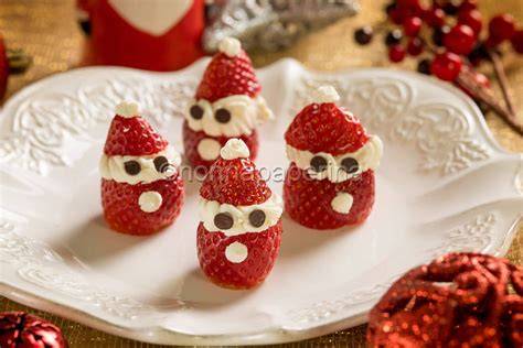 Babbo Natale dolci con fragole panna