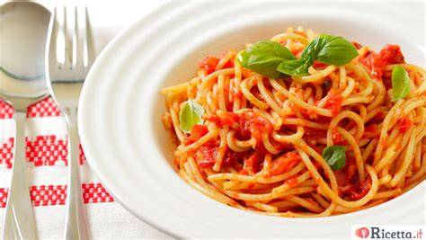 Spaghetti al pomodoro e basilico