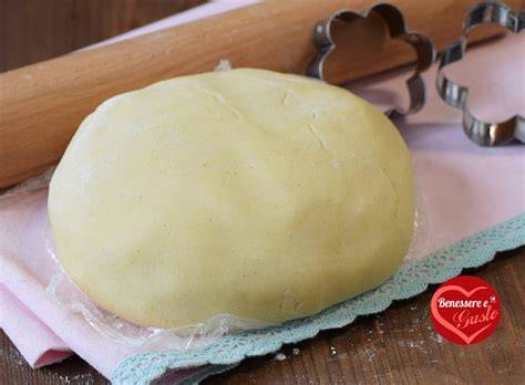 stesura pasta frolla senza glutine carta forno