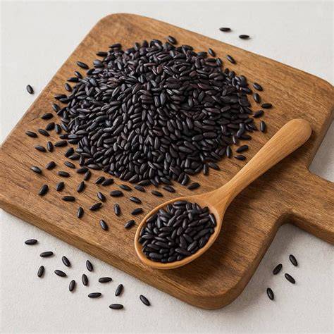 Chicchi di riso Venere crudo nero