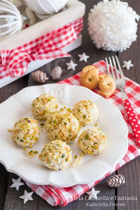 palline di formaggio piccanti con paprika
