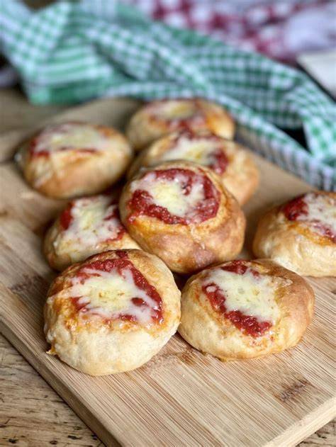 pizzette mele Taleggio miele finger food
