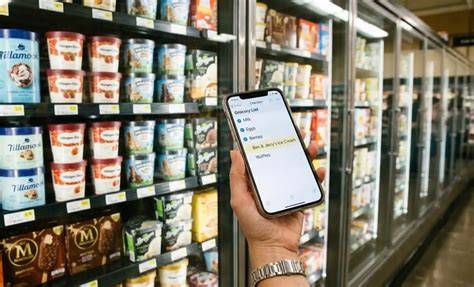 Smartphone e acquisto yogurt gelato