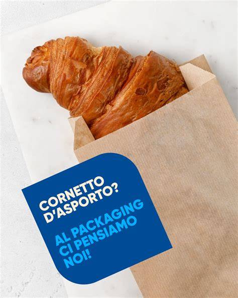 cornetto caldo romano appena sfornato