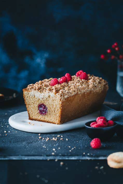 Plumcake arachidi crumble amaretti lamponi