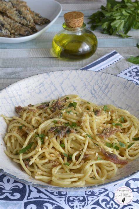 Spaghetti burro e acciughe con limone