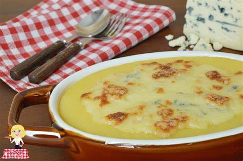 Polenta cremosa con gorgonzola